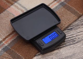 EZY-WEIGH A6 SCALE 300G /0.01G