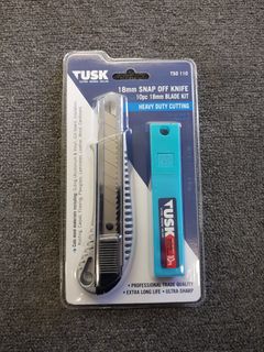TUSK 18MM SNAP OFF KNIFE WITH 10 BLADES