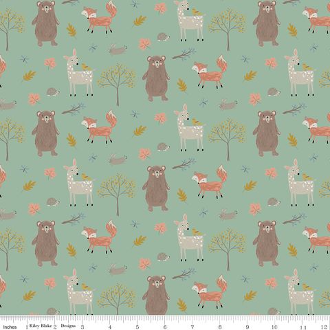 FLANNEL WOODLAND CREATURES PINE