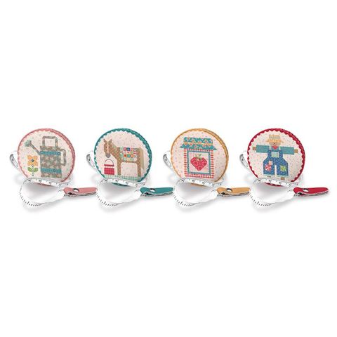 LORI HOLT FARMER'S DAUGHTER TAPE MEASURE DISPLAY