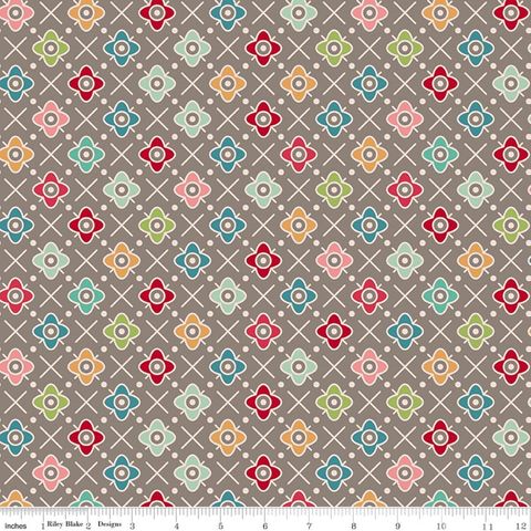 FARMER'S DAUGHTER 107/108" WIDE BACK FLOWER PATCH