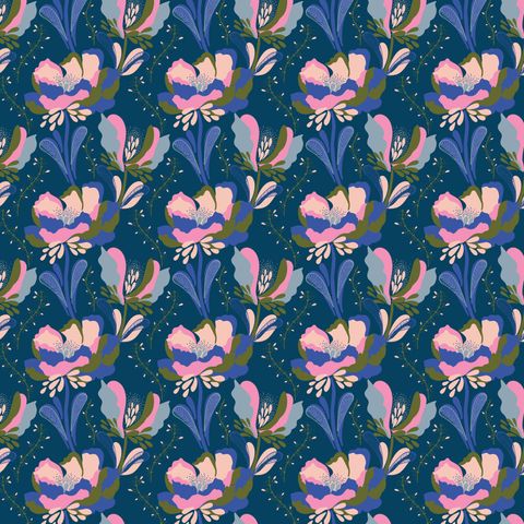 RACHELLE HOLOWKO FASHION LAWN