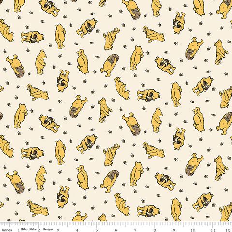 FLANNEL WINNIE THE POOH TOSS CREAM