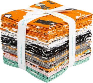 FRANK AND FRIENDS FAT QUARTER BUNDLE, 24 PCS.