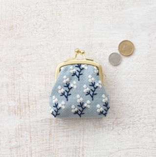 EMBROIDERY KIT - COUNTED SITCH POUCH MAYFLOWER