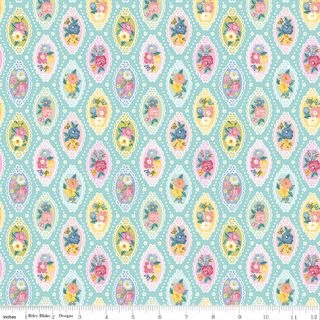 FLUTTER & BLOOM CAMEO COTTAGE