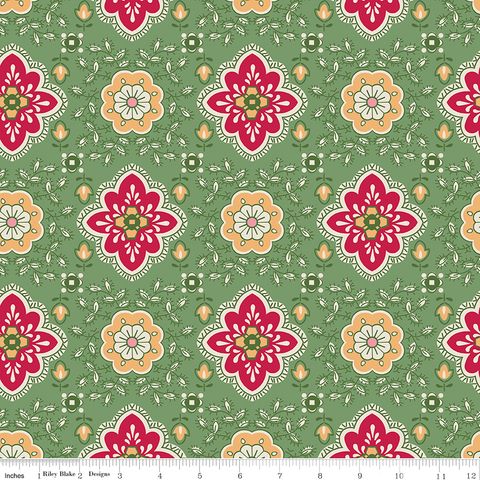 HOME TOWN HOLIDAY 2 107/108" WIDE BACK WINTER GARD