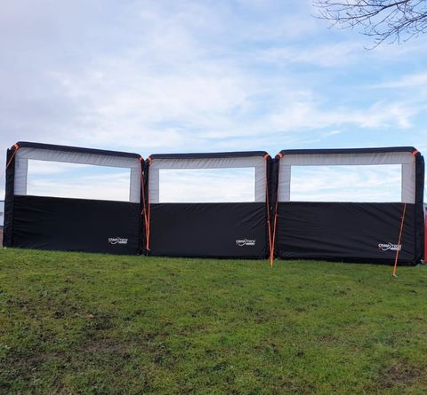 Camptech Inflatable Windbreak