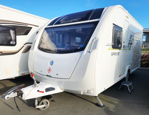 2014 Sprite Alpine 4 with Fixed Bed
