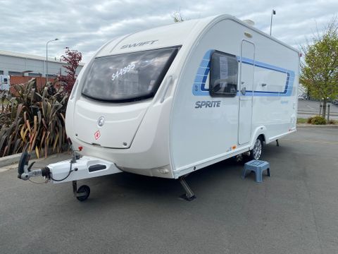 2013 Sprite Alpine 4 with Fixed Bed