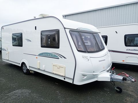 2009 Coachman Amara VS 520/4