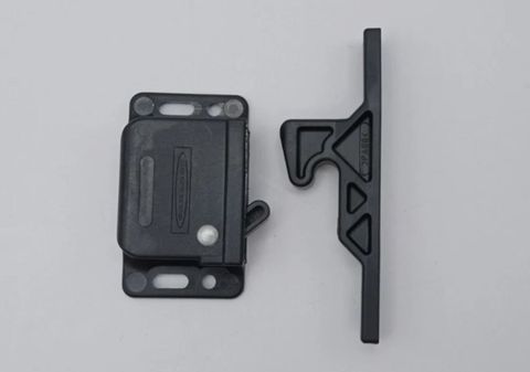 Coachman Drawer Retaining Catch