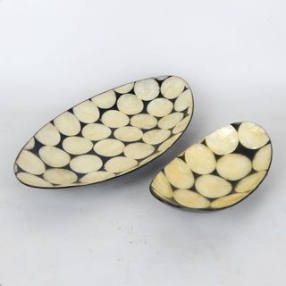 Shell Awa Oval Dishes s/2 23x12x4cm / 37x19x5cm