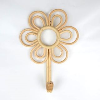 Cain Hook Daisy 22cm x 30cm long