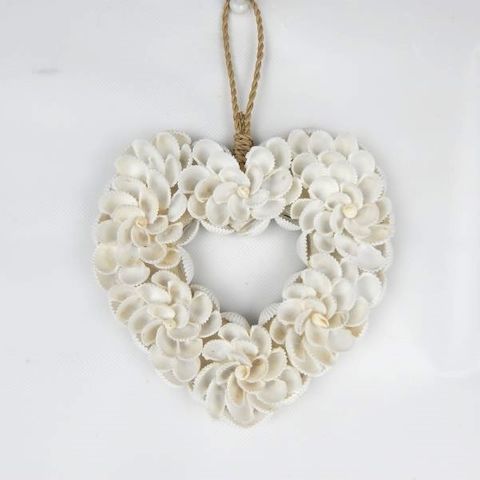 Petal Doublesided Shell Heart Small 12cm x 12cm