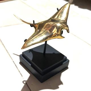 Brass Mantaray on Stand 15cm x 14cm x 14cm h DUE JUNE