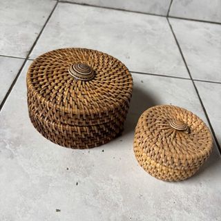Lombok Container w Lid s/2 9cm x 5cm / 13cm x 6cm h DUE JUNE