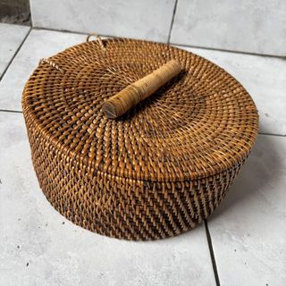 Lombok Container w Lid Large 25cm x 10cm h DUE JUNE