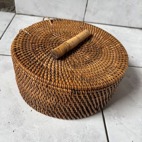 Lombok Container w Lid Large 25cm x 10cm h DUE JUNE