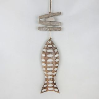 Wooden Spotty Fish Whitewash 10cm x 35cm