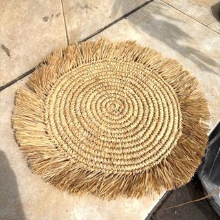 Raffia Placemat Natural 40cm dia DUE JUNE