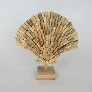 Driftwood Scallop on Stand 23cm x 23cm h DUE JUNE