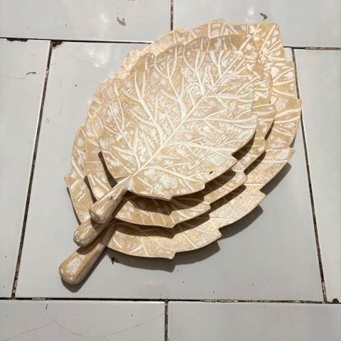 Wooden Leaf Trays s/3 W/Wash 20x33 / 24x40 / 30x50cm DUE JUNE