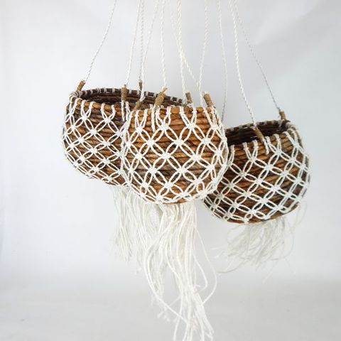 Banana Fibre Hanging Baskets s/3 15x15 /18x18 / 25x18cm DUE JUNE