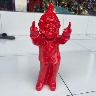 Gnome Double Finger Gold 30cm high DUE MID NOV