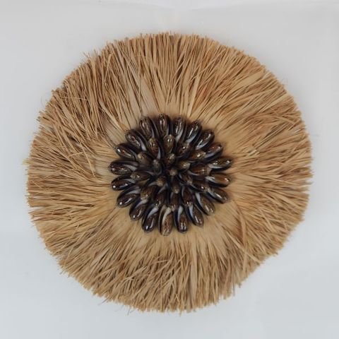 Grass Wall Circle Brown 23cm dia