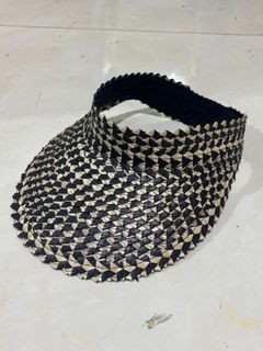 Jati Visor Black 23cm x30cm  DUE 20TH MAY