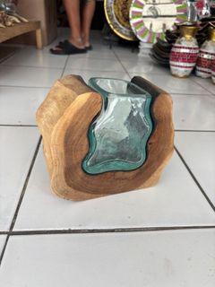 Driftwood Bubble Vase 9cm x 20cm x 17cm h  DUE 20TH MAY