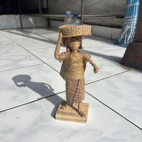 Asri Sacking Figurine Tray 20cm h  DUE 20TH MAY