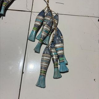 Stripy Wooden Mini Fish 8pcs 30cm in total  DUE 20TH MAY