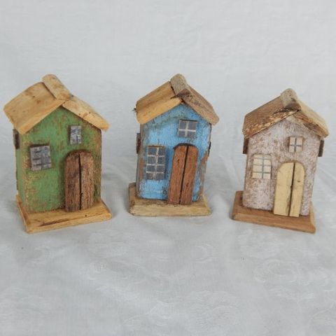 Mini House Whitewash 11cm x 7cm x 11cm h