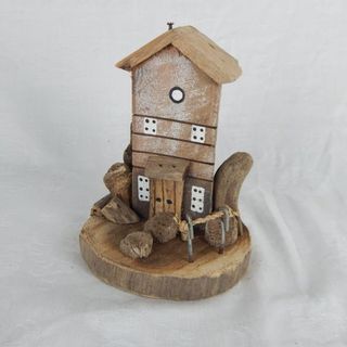 Mini House on a Circle 11cm x 15cm h