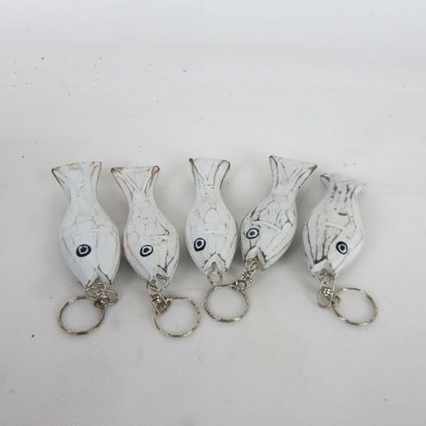 Keyrings Fish 5pcs Whitewash 3cm x 9cm