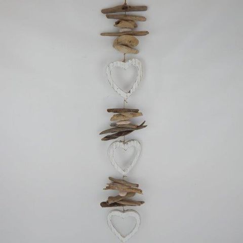 Ribbed Hollow Heart Strand 12cm x 75cm