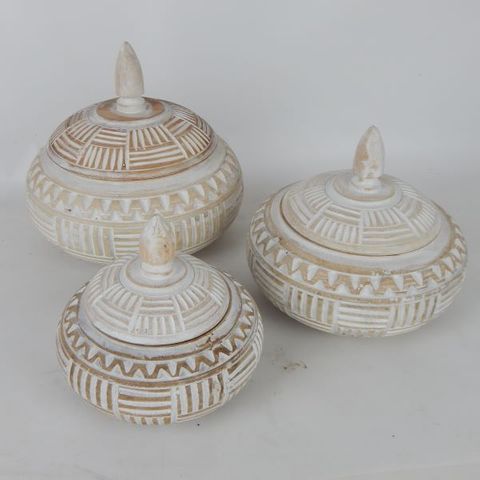 Luna Wooden Bowls w Lid s/3 15x14/19x16/22x20cm