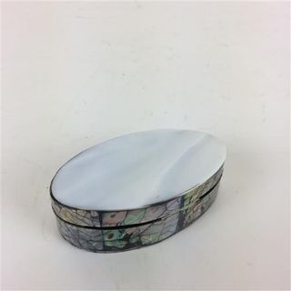 Oval Shell Box Sml 4cm x 8cm