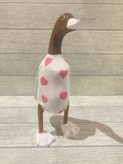 Heart Duck Pink 28cm high DUE DEC