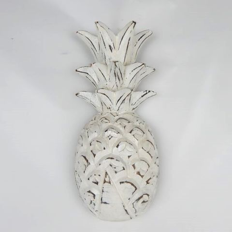 Wooden Wall Pineapple Whitewash 14cm x 30cm h