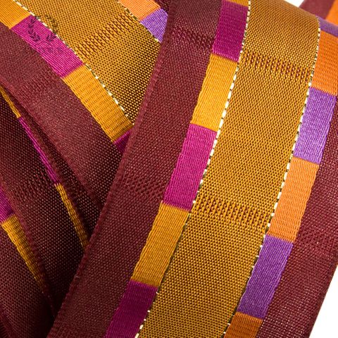 AY571-C001 MARGUERITE BURGUNDY