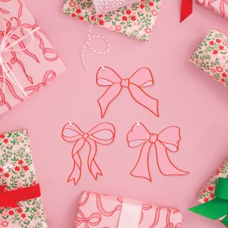 BOWS PINK