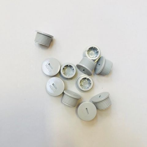 M20 PLASTIC NUT