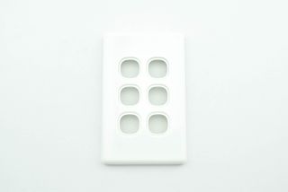 HEM SLIMLINE SIX GANG PLATE WITH COVER