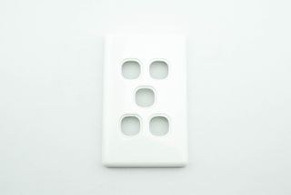 HEM 5 GANG PLATE WITH FRAME - WHITE