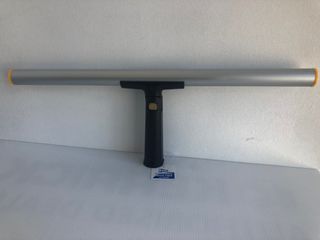 SWIVEL T BAR 18" PROFESSIONAL