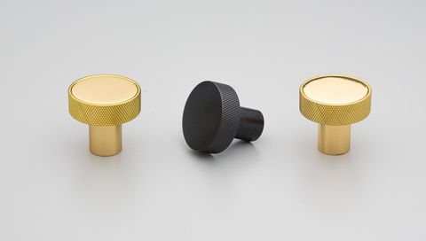 BUGLE KNOB 32MM BRASS BLACK PAINT MATT#3