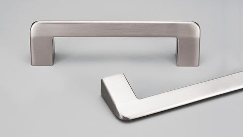CASE HANDLE BRUSHED NICKEL